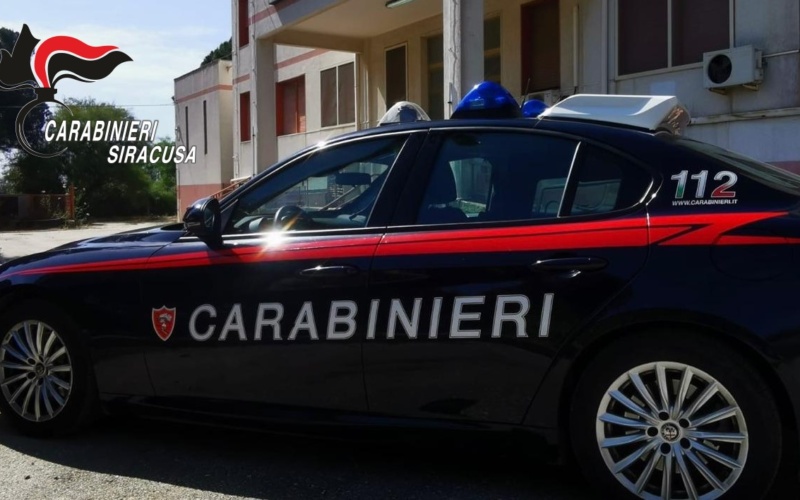 Augusta, carabinieri denuncia un giovane per furto di rame