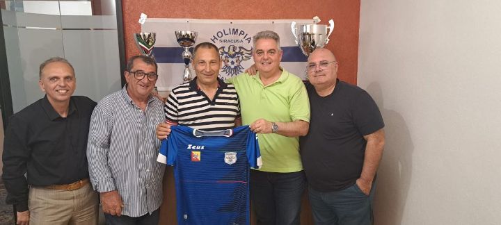 Holimpia Siracusa presenta il nuovo coach Rino Chillemi