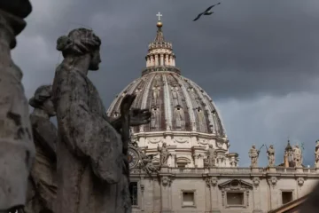 Seconda giornata di conclave, oggi previsti 4 voti e due fumate