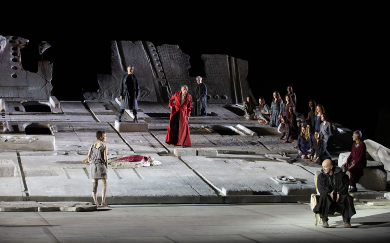 Teatro Greco di Siracusa – Applausi per il debutto dell’Elettra (Video)