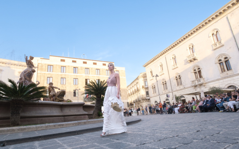 Tele di Aracne in Ortigia: “Ricucire una vita, costruire il futuro”
