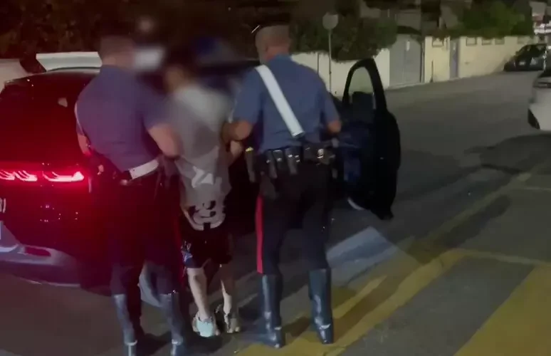 Benzinaio ucciso durante rapina, fermato un 18enne