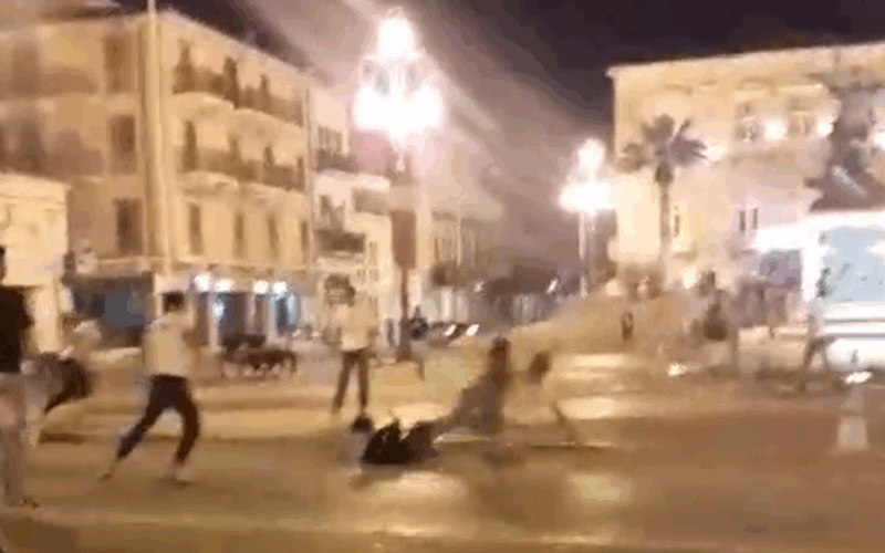 Vittoria, rissa e scene di mala movida (Video)