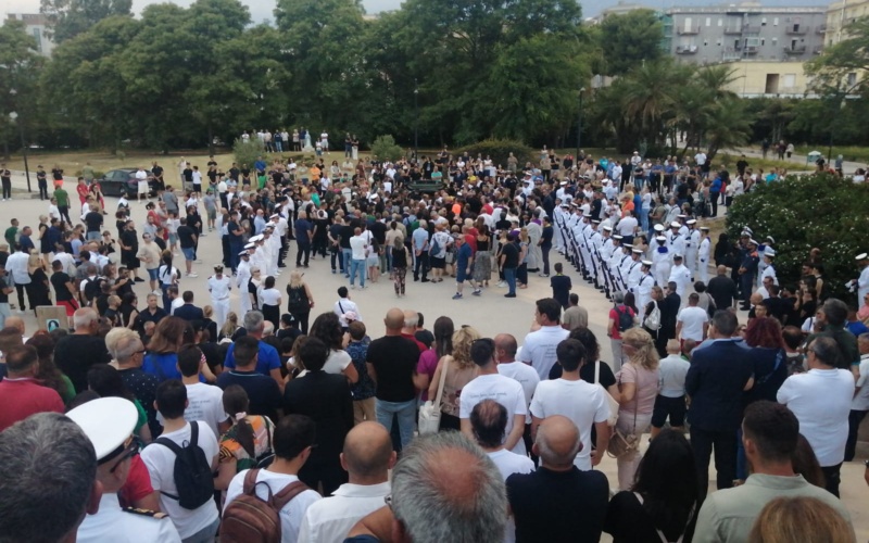 Siracusa – Lacrime e commozione ai funerali di Giuseppe Pellizzeri