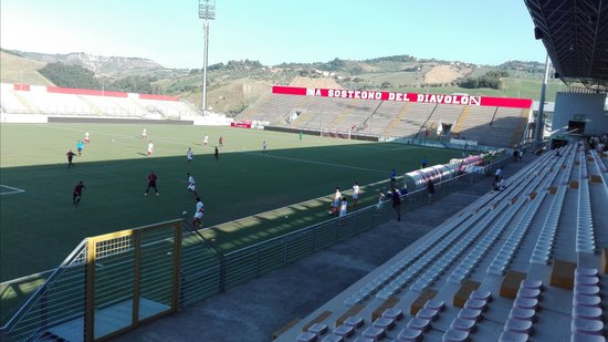 A  Teramo la finale della poule scudetto fra Siracusa e Livorno