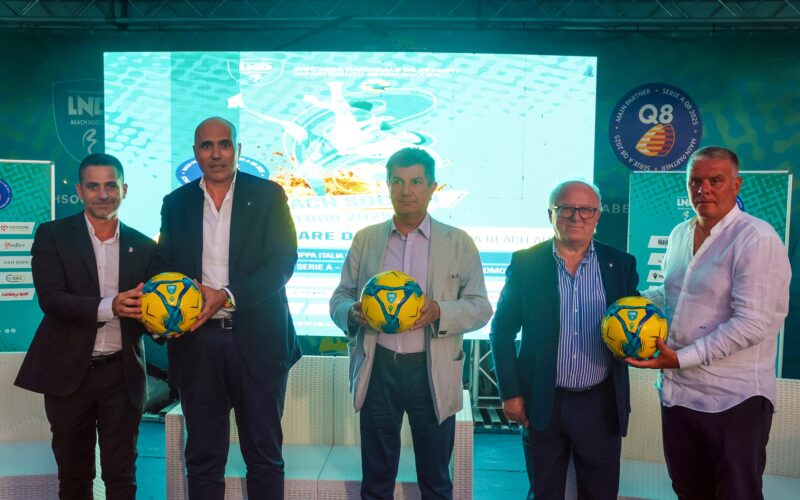 Tre competizioni, una location: Castellammare di Stabia al centro del Beach Soccer Italiano