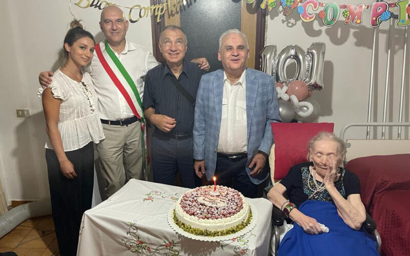 Francofonte – Si è spenta a 103 anni la signora Nicolosi, il cordoglio del sindaco Lentini