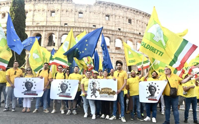 Europa matrigna, Coldiretti scende in piazza da Bruxelles a Roma