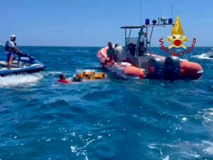 Catania, recuperato in mare il cadavere di un 68enne