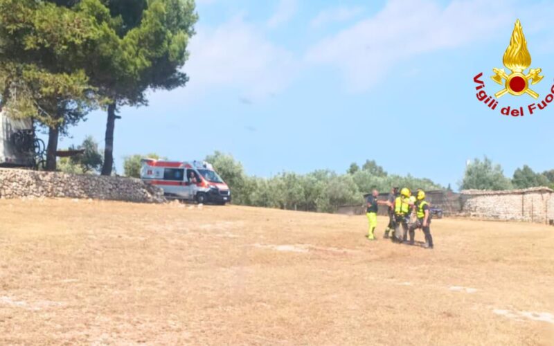 Cavagrande, i vigili del fuoco soccorrono un uomo