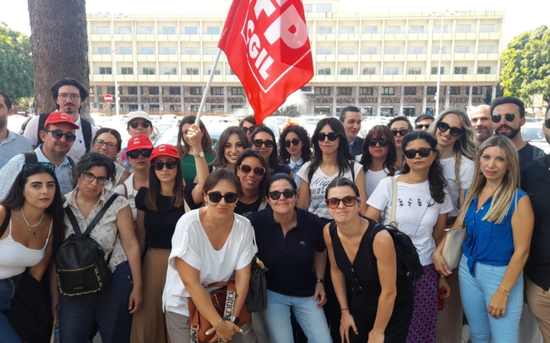 Catania – Sit-In dei precari siracusani del Pnrr, rivendicato il diritto alla stabilizzazione lavorativa