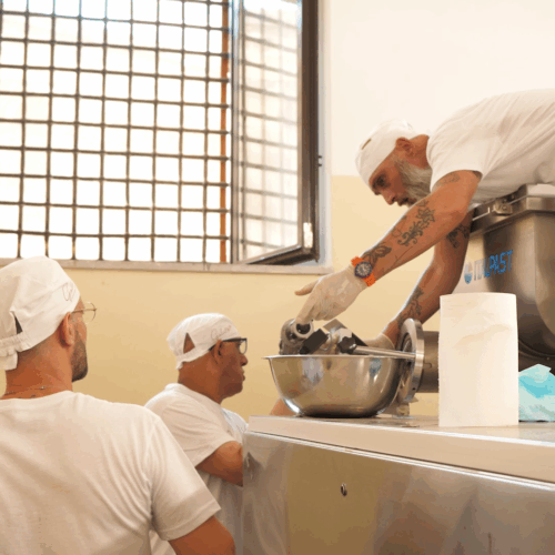La pasta artigianale creata dai detenuti all’Ucciardone (Video)
