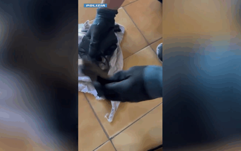 Siracusa: la Polizia di Stato sequestra una pistola in via Algeri (Video)